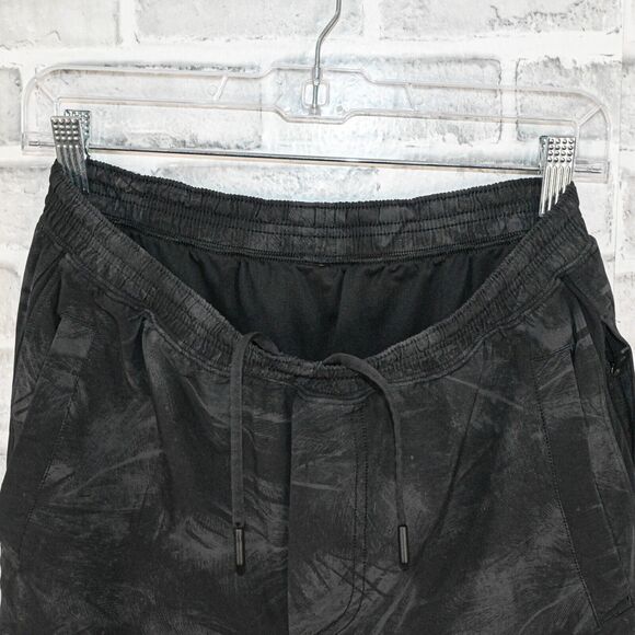 Lululemon Men's PAce Breaker Shorts lined size Large - Picture 4 of 9